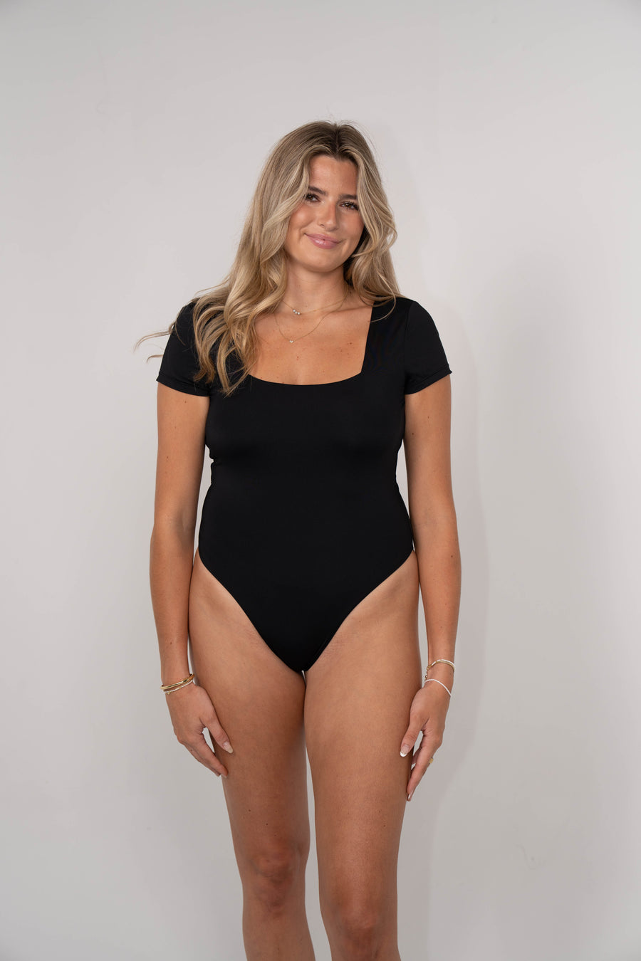 Linda One Piece